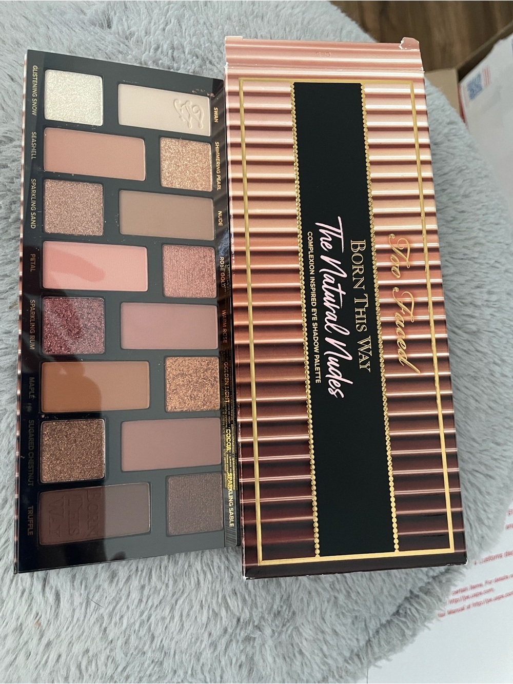 Too Faced The Natural Nudes Eyeshadow Palette - Rose Gold and Black